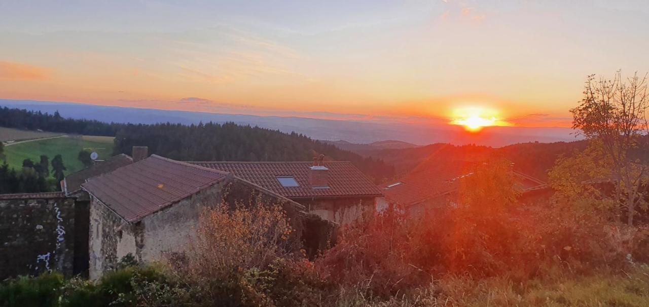 Eco-Gite Cottage Panoramique, Terrasses, Baby Foot, 150 M2 Renove Et Agrandi En 2024, Activites Proposees Champagnac-le-Vieux Экстерьер фото