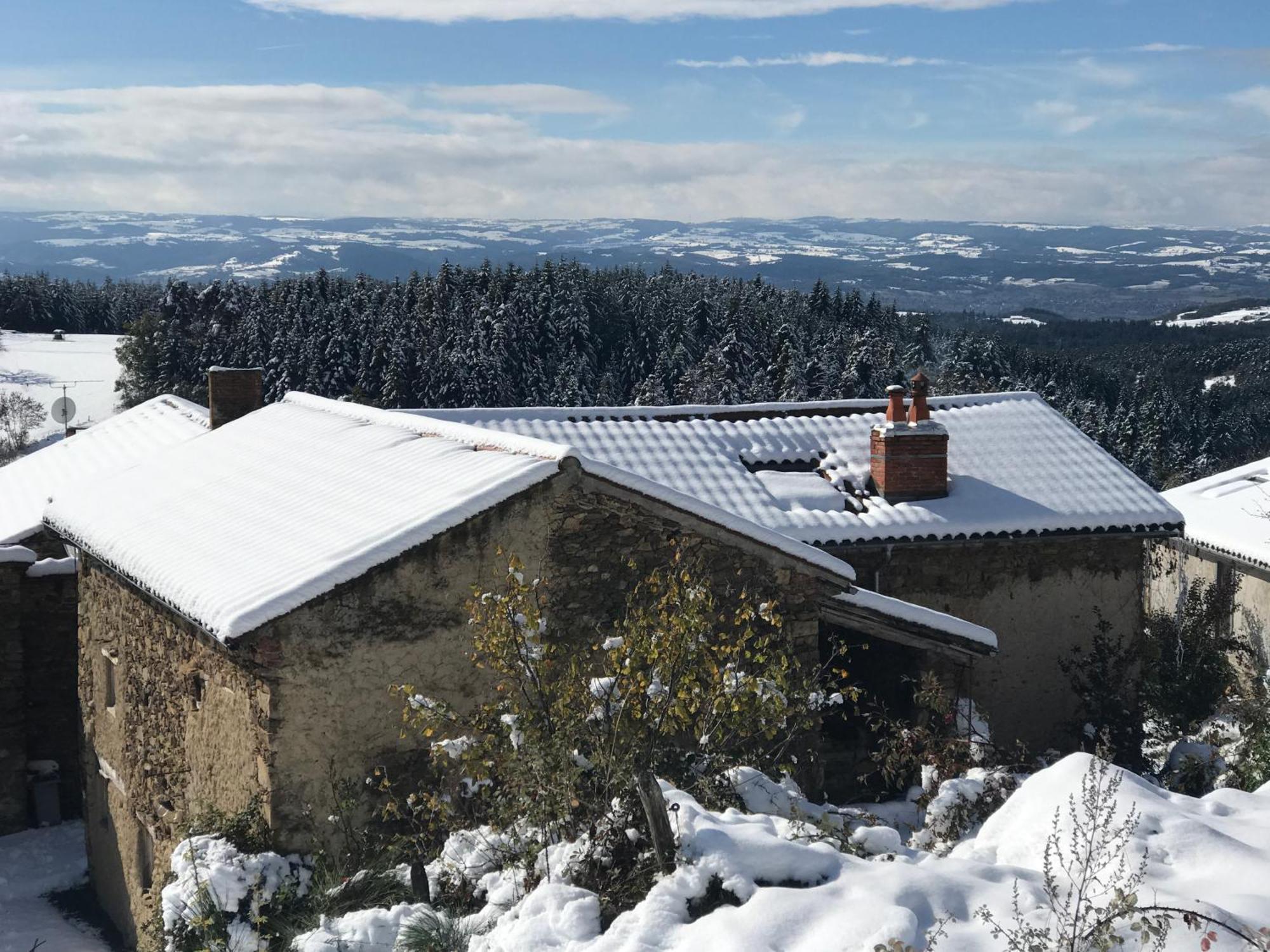Eco-Gite Cottage Panoramique, Terrasses, Baby Foot, 150 M2 Renove Et Agrandi En 2024, Activites Proposees Champagnac-le-Vieux Экстерьер фото