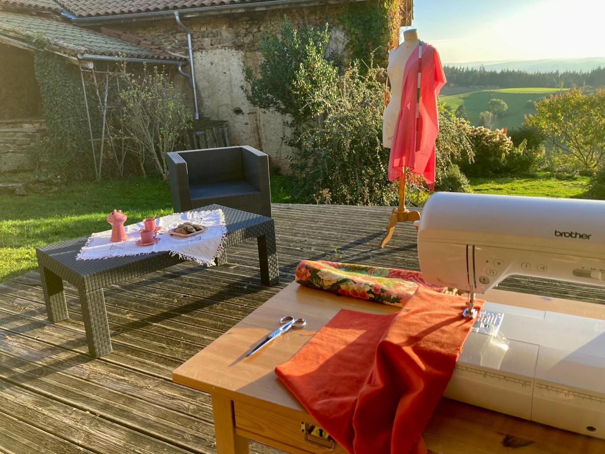 Eco-Gite Cottage Panoramique, Terrasses, Baby Foot, 150 M2 Renove Et Agrandi En 2024, Activites Proposees Champagnac-le-Vieux Экстерьер фото